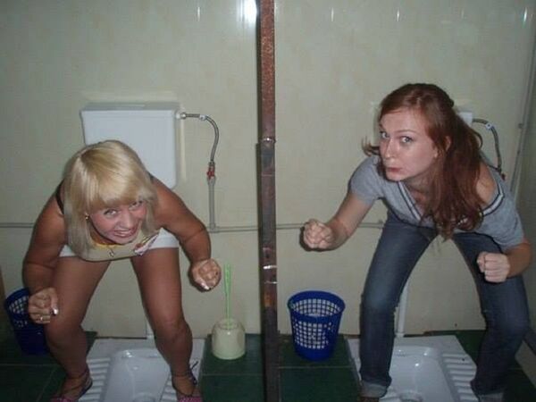 الشبكات الاجتماعية تفضح ضابطة أوكرانية تدير أعمال جنسية - سبوتنيك عربي