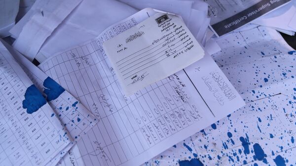 سجلات مالية لداعش تكشف بالتفصيل مسارات التجارة غير المشروعة للنفط. - سبوتنيك عربي