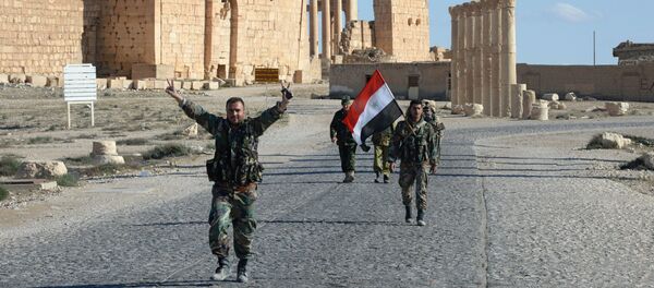 قوات الدفاع الوطني صقور الصحراء السورية بعد تحرير تدمر، سوريا. - سبوتنيك عربي