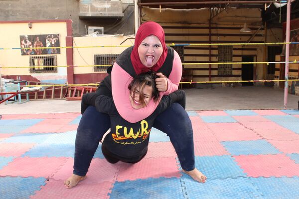 الكابتن ولاء عزالدين  - سبوتنيك عربي