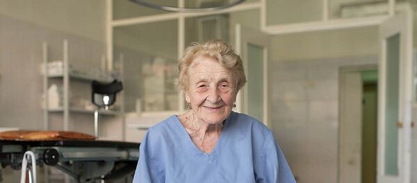 ألا ليفوشكينا أكبر جراحة روسية فى العالم - سبوتنيك عربي