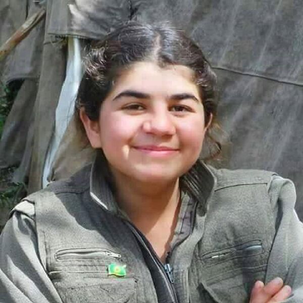 الفتاة الايزيدية بيريفان سعيد الفتاة الايزيدية بيريفان سعيد - سبوتنيك عربي