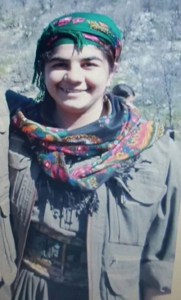 الفتاة الايزيدية بيريفان سعيد الفتاة الايزيدية بيريفان سعيد - سبوتنيك عربي