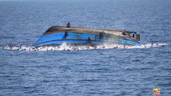 غرق قارب لمهاجرين - سبوتنيك عربي