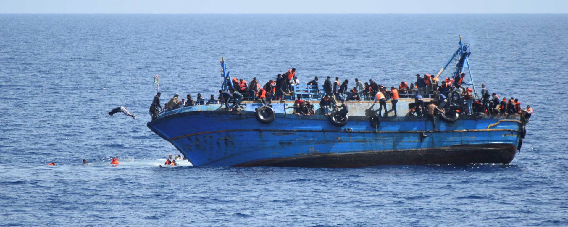 غرق مركب لمهاجرين - سبوتنيك عربي, 1920, 22.01.2022