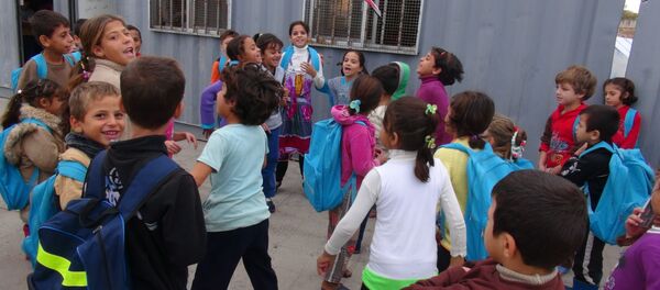 أطفال كفريا والفوعة - سبوتنيك عربي