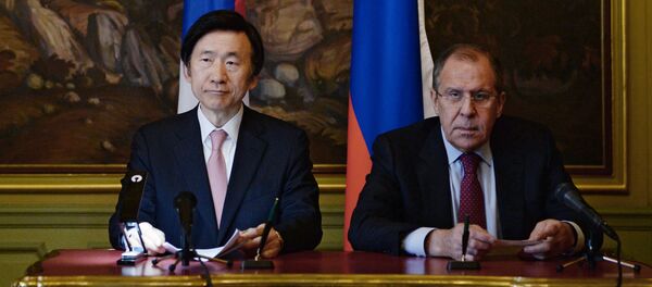لافروف مع وزير خارجية كوريا الجنوبية - سبوتنيك عربي