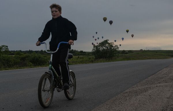 اللقاء الـ 21 لركاب المنطاد في فيليكي لوكي - سبوتنيك عربي