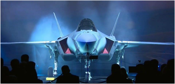 إسرائيل تتسلم مقاتلة أف 35 الأميريكية  - سبوتنيك عربي