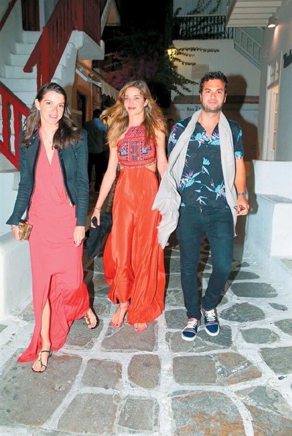 الشاب المصرى مع عارضة الأزياء - سبوتنيك عربي