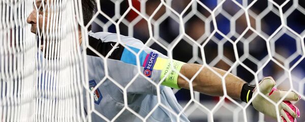 حارس مرمى المنتخب الإيطالي بوفون - سبوتنيك عربي