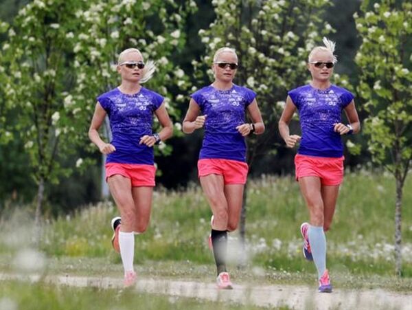 شقراوات ثلاث - سبوتنيك عربي