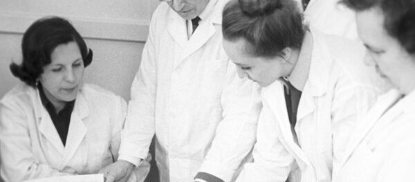 أطباء متخصصون في الأمراض الوبائية أطباء متخصصون في الأمراض الوبائية - سبوتنيك عربي