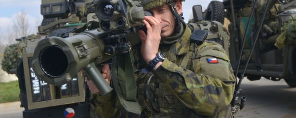 أفراد الجيش التشيكي خلال تدريب قوات الناتو - سبوتنيك عربي