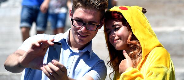 لاعبو لعبة بوكيمون-غو (Pokemon Go) لاعبو لعبة بوكيمون-غو (Pokemon Go) - سبوتنيك عربي