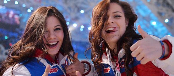 رياضتان روسيتان في حفل اختتام أولمبياد سوتشي - سبوتنيك عربي