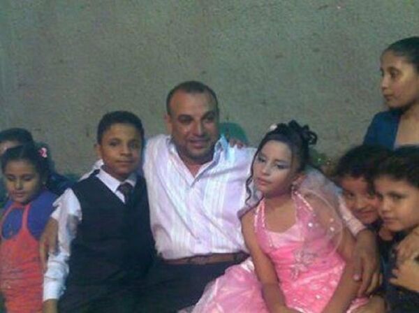 الطفل شمس والطفلة إيمان - سبوتنيك عربي