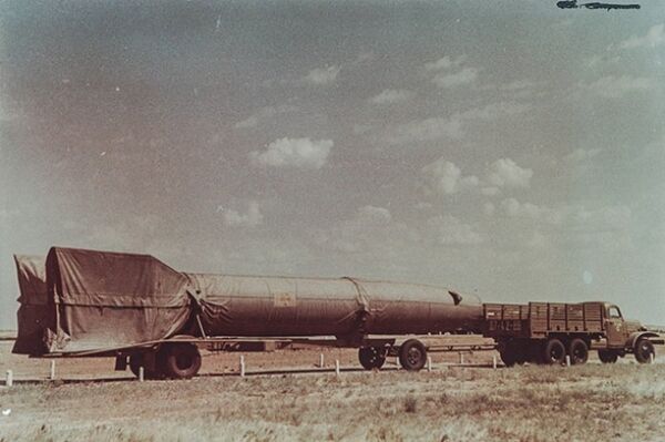 قطار بصواريخ R-2 بالستية بعيدة المدى - سبوتنيك عربي