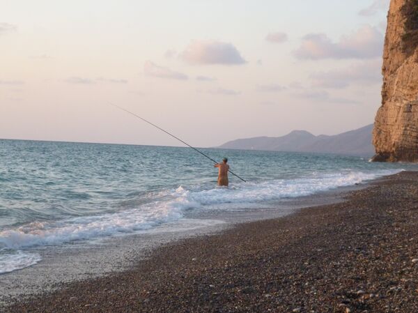 الشاطئ السوري الذي تعشقه الفاتنات الروسيات - سبوتنيك عربي