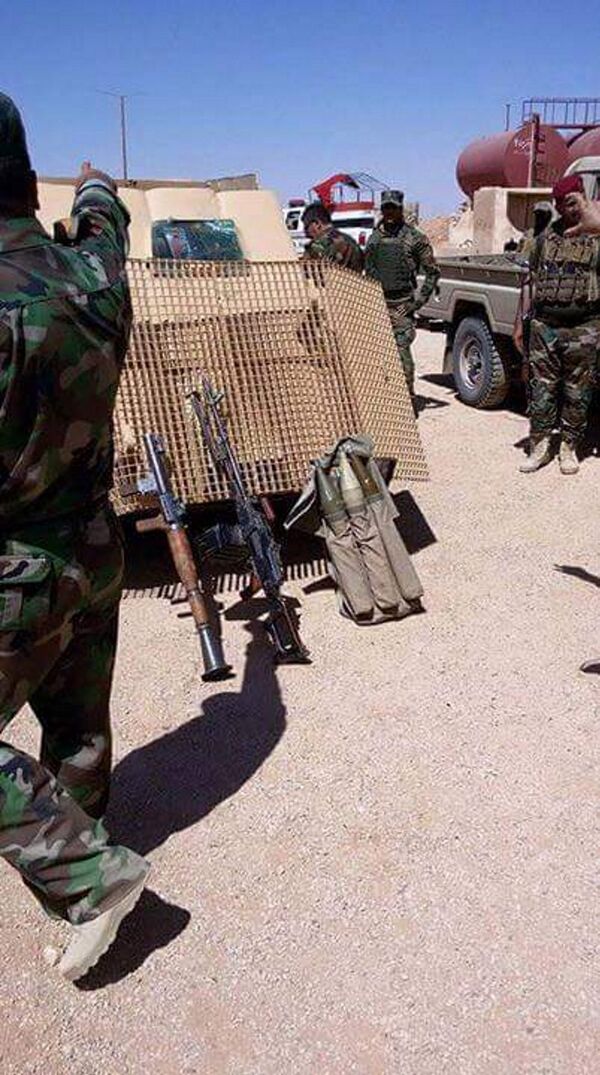 الرمال تلتهم أسلحة داعش المُصنعة من المُغتصبات  - سبوتنيك عربي