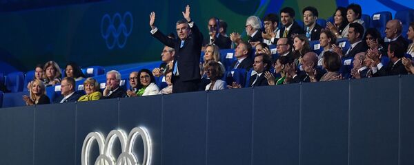 وداعاً ريو 2016 - رئيس اللجنة الأولمبية الدولية توماس باخ في استاد ماراكانا خلال مراسم انتهاء الألعاب الأولمبية الصيفية الـ 31 في ريو دي جانيرو، 21 أغسطس/ آب 2016 - سبوتنيك عربي