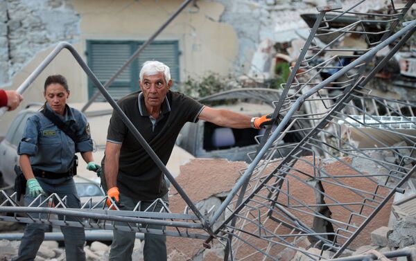 بلدة أماتريسي الإيطالية التي ضربها زلزال بلغت قوته 6.1 — 6.2 درجة - سبوتنيك عربي