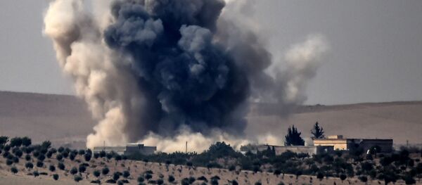 الدبابات التركية عبرت الحدود مع سوريا باتجاه مدينة جرابلس في إطار عملية درع الفرات لمحاربة تنظيم داعش - سبوتنيك عربي