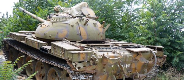 دبابة الجيش السوري في ريف حماة دبابة الجيش السوري في ريف حماة - سبوتنيك عربي