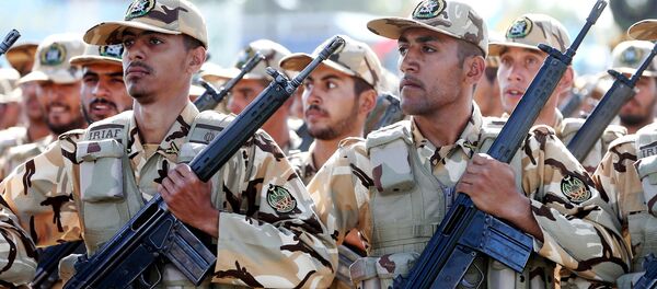 الإستعراض العسكري الإيراني بمناسبة ذكرى الحرب العراقية الإيرانية - سبوتنيك عربي