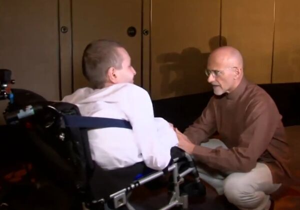 جراح الأعصاب الإيطالي سيرجو كانافيرو  - سبوتنيك عربي