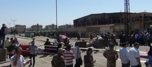 المسلحين في حمص حملوا حقائبهم المثقلة بخيبة الأمل المسلحين في حمص حملوا حقائبهم المثقلة بخيبة الأمل - سبوتنيك عربي