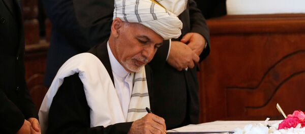الرئيس الأفغاني يوقع اتفاق سلام مع الحزب الإسلامي - سبوتنيك عربي
