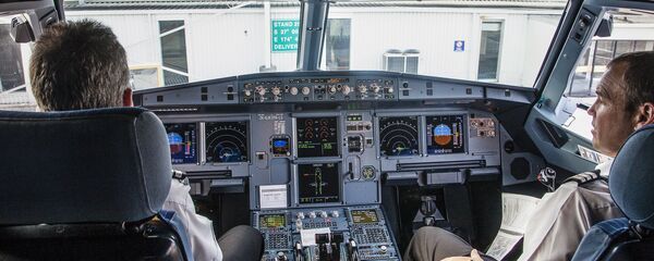 قمرة قيادة طائرة قمرة قيادة طائرة - سبوتنيك عربي