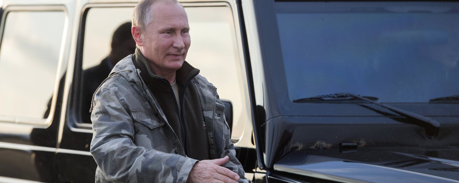 بوتين يزور مركز تربية خيول برزيفالسكي   - سبوتنيك عربي, 1920, 20.11.2025