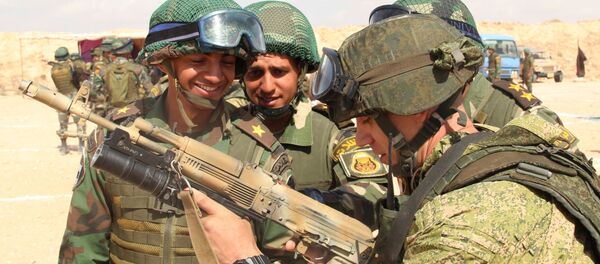 مناورات حماة الصداقة 2016 بين روسيا ومصر - سبوتنيك عربي