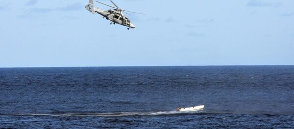 مروحية فرنسية تطارد قراصنة صوماليون - سبوتنيك عربي