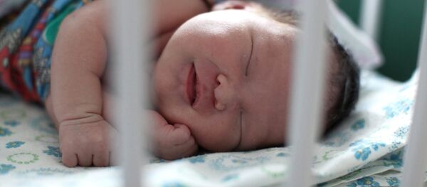 طفلة حديثة الولادة - سبوتنيك عربي