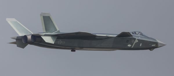 المقاتلة الصينية تشيندو J-20 في معرض للطيران في جوهاي، الصين - سبوتنيك عربي