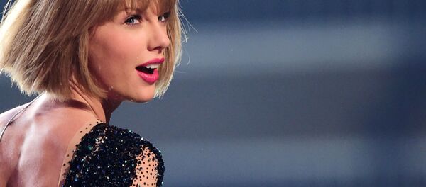 المغنية الأمريكية تايلر سويفت - سبوتنيك عربي