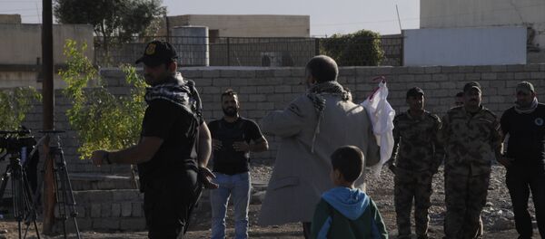 سبوتنيك في حي بمدينة الموصل التي حررتها القوات العراقية - سبوتنيك عربي