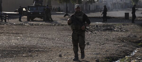 سبوتنيك في حي بمدينة الموصل التي حررتها القوات العراقية - سبوتنيك عربي