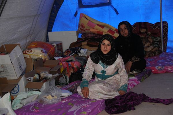 نساء الموصل الهاربات من داعش - حوري جليل نساء الموصل الهاربات من داعش - حوري جليل - سبوتنيك عربي