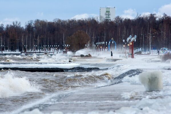بحيرة أونيغا في بيتروزافودسك - سبوتنيك عربي