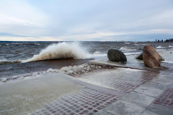 بحيرة أونيغا في بيتروزافودسك - سبوتنيك عربي