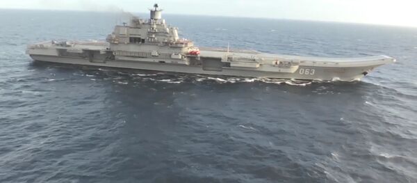 حاملة الطائرات الروسية الأميرال كوزنيتسوف عند الساحل السوري للبحر الأبيض المتوسط - سبوتنيك عربي