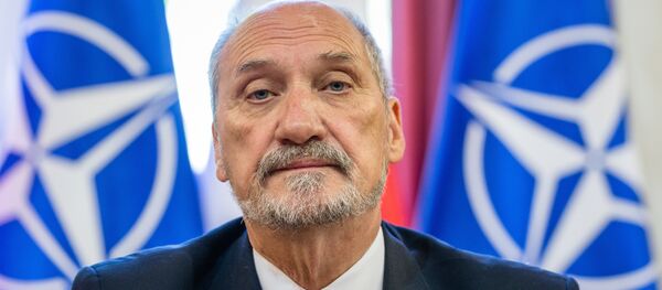 وزير الدفاع البولندي أنطوني ماتشيريفتش وزير الدفاع البولندي أنطوني ماتشيريفتش - سبوتنيك عربي