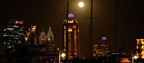 القمر العملاق في دبي، الإمارات العربية المتحدة  14 نوفمبر/ تشرين الثاني 2016 - سبوتنيك عربي