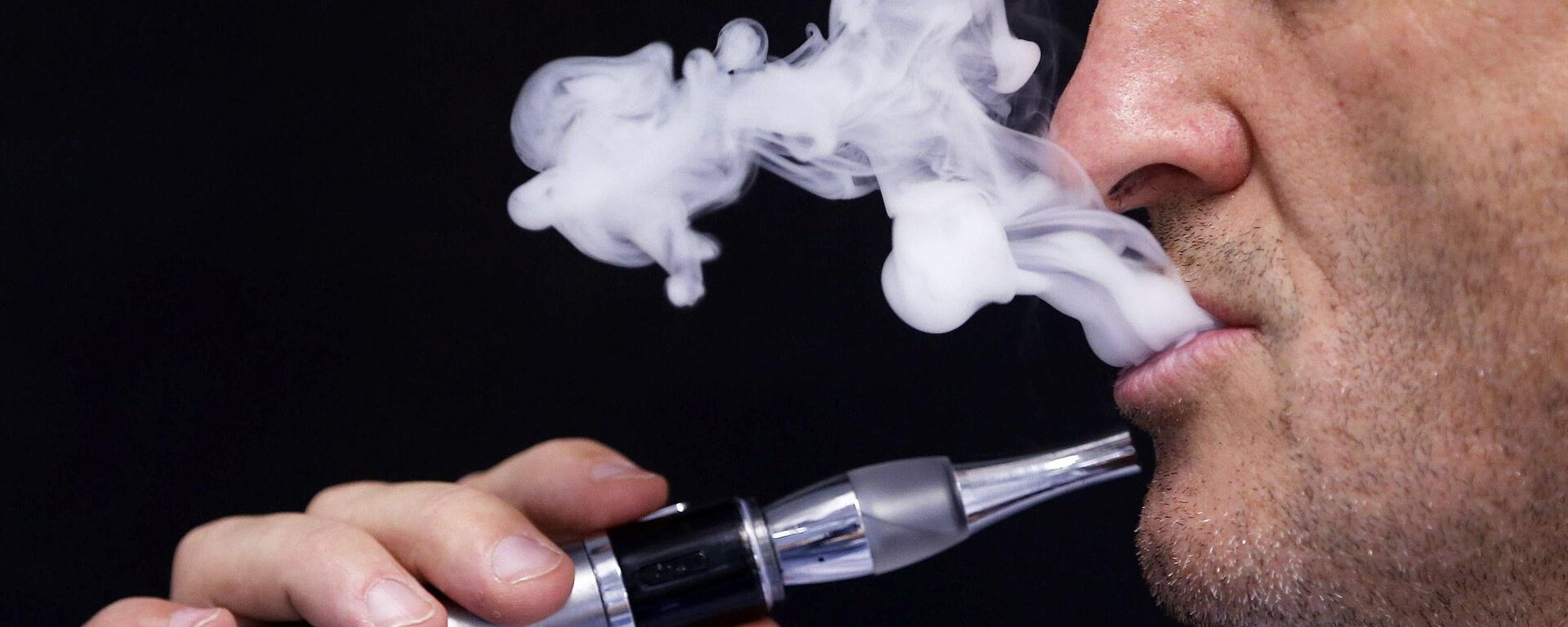 سجائر الكترونية - سبوتنيك عربي, 1920, 15.11.2018