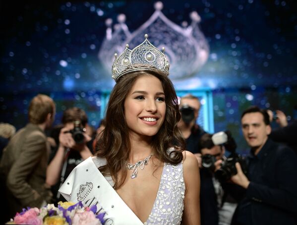 ملكة جمال روسيا لعام 2016 يانا دوبروفولسكايا من مقاطعة تيومين، روسيا - سبوتنيك عربي