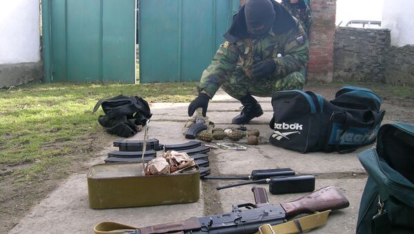 Оружие и боеприпасы обнаружены в Хасавюртовском районе Дагестана - سبوتنيك عربي